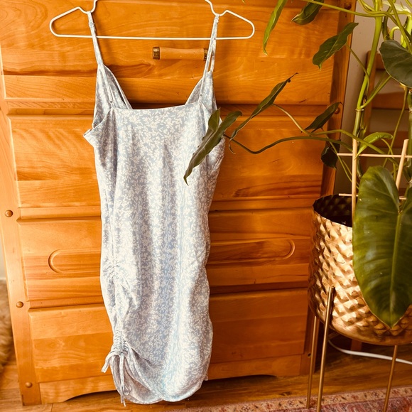 Garage Satin Floral Cowl-Neck Dress w/ Side Ruching ✨ - Picture 2 of 3